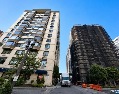 316 Prospect - Photo Thumbnail 1