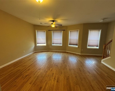 401 Frank E Rodgers - Photo Thumbnail 5