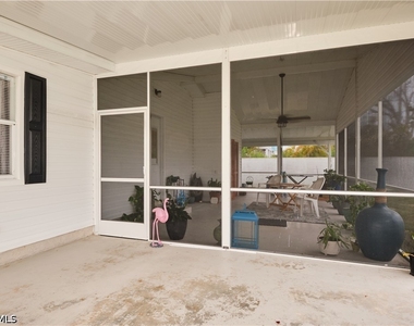 16820 Banyon - Photo Thumbnail 2