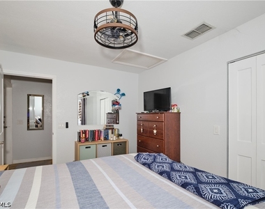 16820 Banyon - Photo Thumbnail 9
