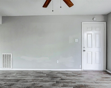 4969 E Ridge Creek Drive - Photo Thumbnail 8