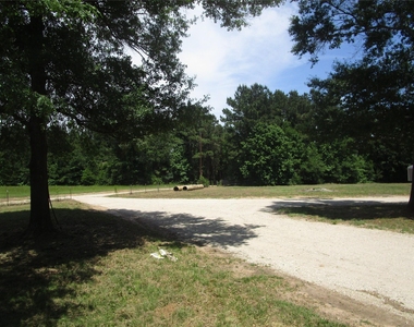 16893 Interstate 45 North N - Photo Thumbnail 10