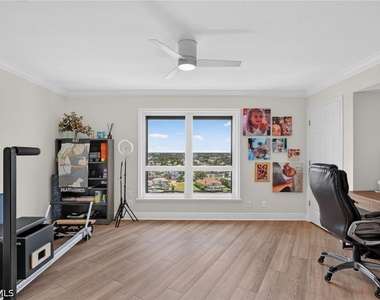 4451 Gulf Shore Boulevard N - Photo Thumbnail 19