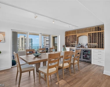 4451 Gulf Shore Boulevard N - Photo Thumbnail 3