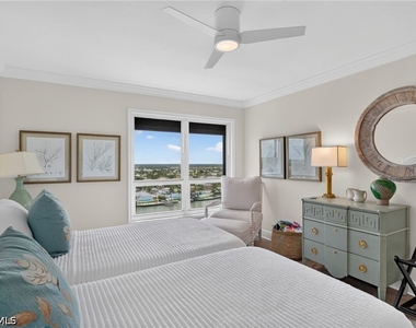 4451 Gulf Shore Boulevard N - Photo Thumbnail 16