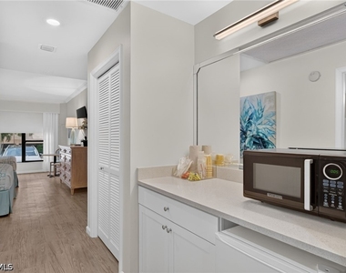 4451 Gulf Shore Boulevard N - Photo Thumbnail 36