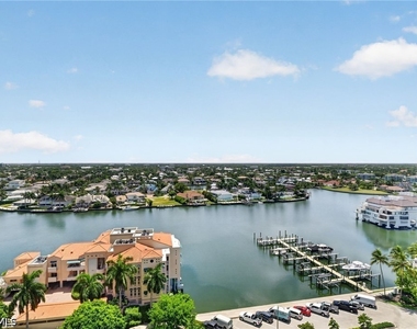 4451 Gulf Shore Boulevard N - Photo Thumbnail 22