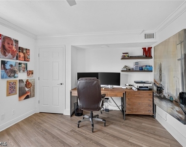 4451 Gulf Shore Boulevard N - Photo Thumbnail 20
