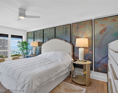 4451 Gulf Shore Boulevard N - Photo Thumbnail 11