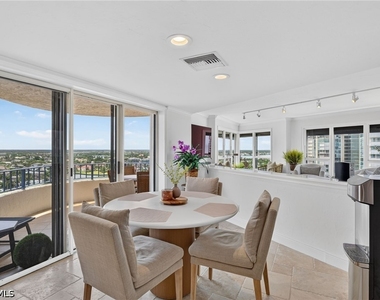 4451 Gulf Shore Boulevard N - Photo Thumbnail 8