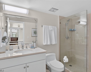 4451 Gulf Shore Boulevard N - Photo Thumbnail 39