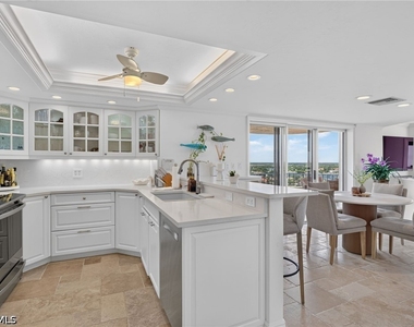 4451 Gulf Shore Boulevard N - Photo Thumbnail 6