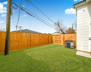 5201 Fairchild Street - Photo Thumbnail 32