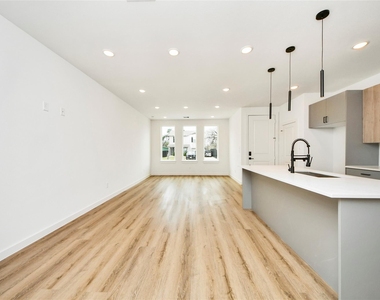 5201 Fairchild Street - Photo Thumbnail 16