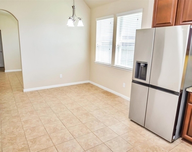 18910 Alta Pine Lane - Photo Thumbnail 7