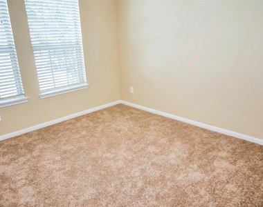 18910 Alta Pine Lane - Photo Thumbnail 20