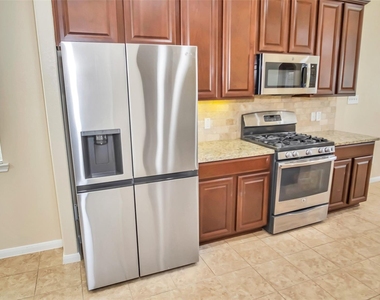 18910 Alta Pine Lane - Photo Thumbnail 2