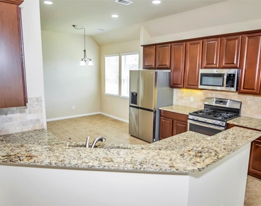 18910 Alta Pine Lane - Photo Thumbnail 3