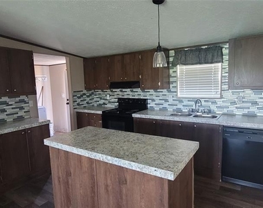 28625 Clay Road - Photo Thumbnail 4