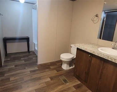 28625 Clay Road - Photo Thumbnail 11
