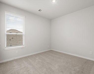 4002 Windy Whisper Drive - Photo Thumbnail 4