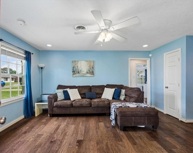 1517 Wayside Drive - Photo Thumbnail 1