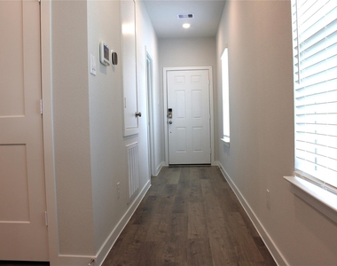 4018 Windy Whisper Drive - Photo Thumbnail 19