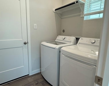 4018 Windy Whisper Drive - Photo Thumbnail 18