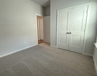 4018 Windy Whisper Drive - Photo Thumbnail 16
