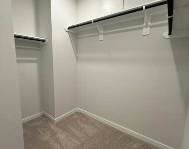 4018 Windy Whisper Drive - Photo Thumbnail 13