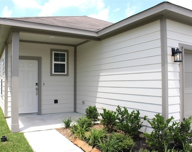 4018 Windy Whisper Drive - Photo Thumbnail 3