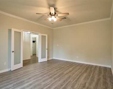 2214 Timberland Country Court - Photo Thumbnail 10
