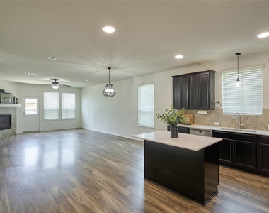 2214 Timberland Country Court - Photo Thumbnail 14
