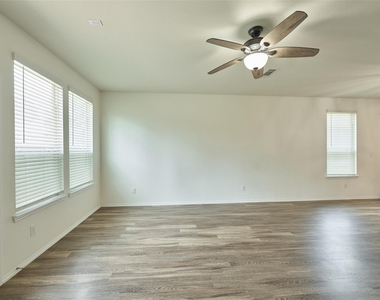 2214 Timberland Country Court - Photo Thumbnail 26