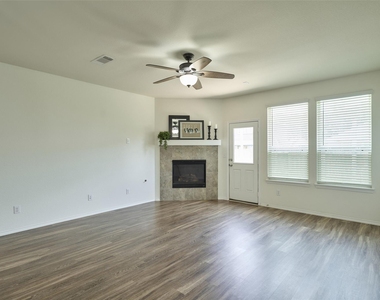 2214 Timberland Country Court - Photo Thumbnail 23