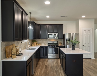 2214 Timberland Country Court - Photo Thumbnail 16