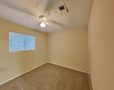 5303 Enchanted Mist Drive - Photo Thumbnail 7