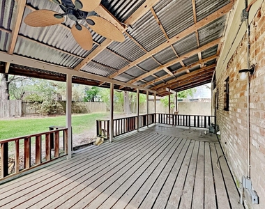 5303 Enchanted Mist Drive - Photo Thumbnail 12