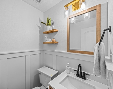 5702 W Vistaglen Loop - Photo Thumbnail 7