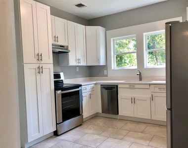15830 Lowell - Photo Thumbnail 14