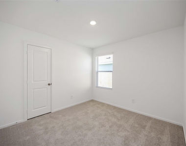4930 Valencia Forest - Photo Thumbnail 13