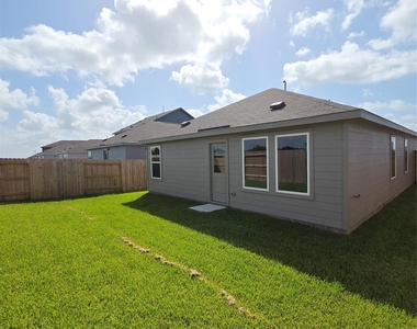 4930 Valencia Forest - Photo Thumbnail 20