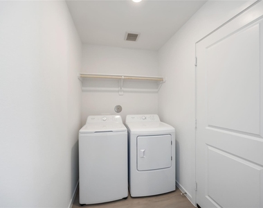 4930 Valencia Forest - Photo Thumbnail 18
