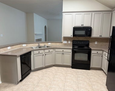 5118 Birch Manor Lane - Photo Thumbnail 3