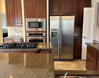 12010 Paladora Point Court - Photo Thumbnail 25