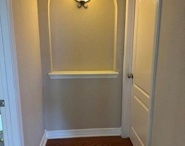 12010 Paladora Point Court - Photo Thumbnail 17