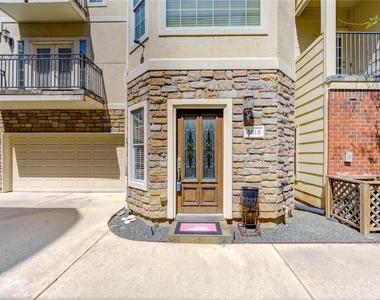 5813 Washington Avenue - Photo Thumbnail 2