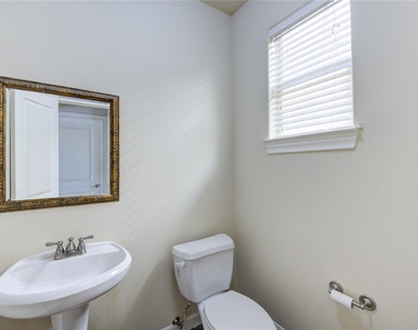 5813 Washington Avenue - Photo Thumbnail 23