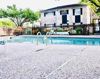 7900 Westheimer Road - Photo Thumbnail 1