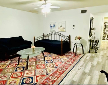 7900 Westheimer Road - Photo Thumbnail 5